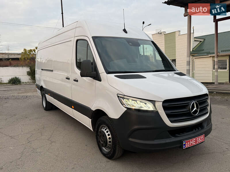 Вантажний фургон Mercedes-Benz Sprinter 2019 в Рівному