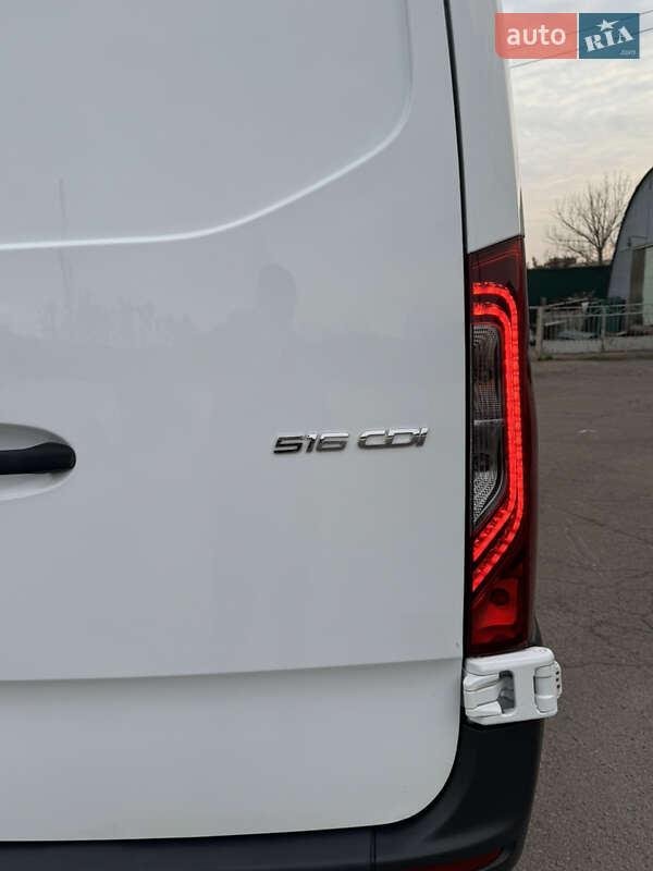 Вантажний фургон Mercedes-Benz Sprinter 2019 в Рівному
