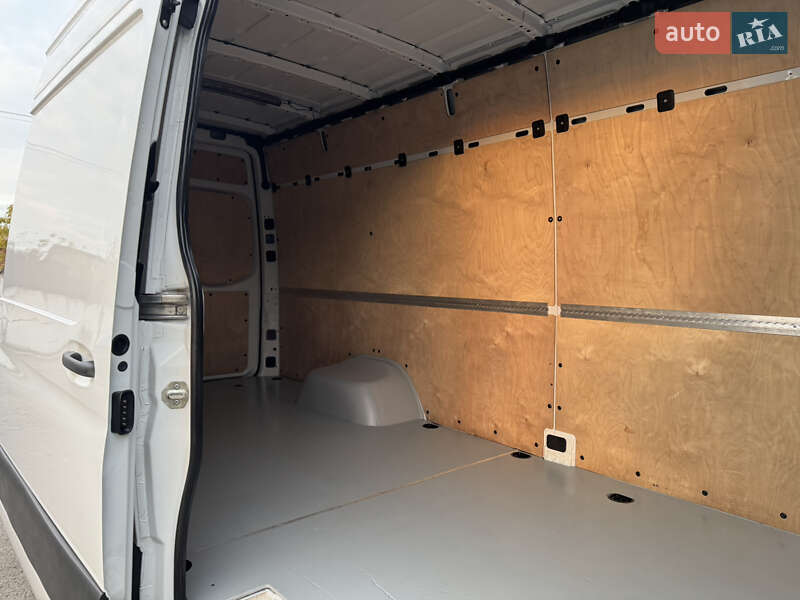 Вантажний фургон Mercedes-Benz Sprinter 2019 в Рівному