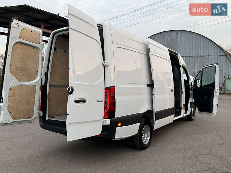 Вантажний фургон Mercedes-Benz Sprinter 2019 в Рівному