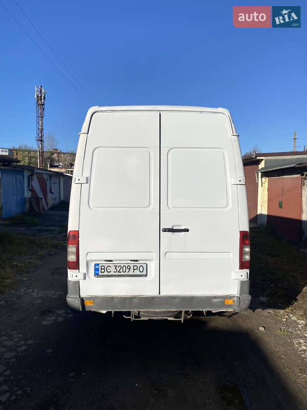 Грузопассажирский фургон Mercedes-Benz Sprinter 1997 в Львове