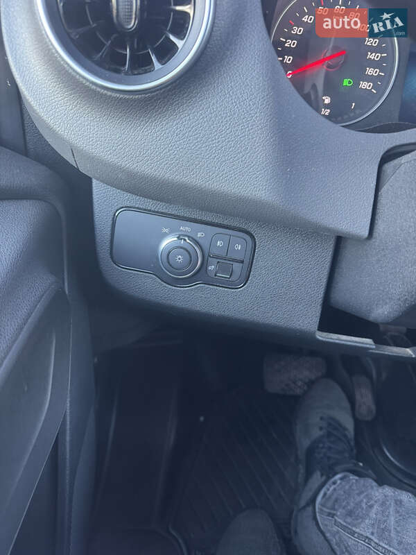 Грузовой фургон Mercedes-Benz Sprinter 2019 в Черновцах