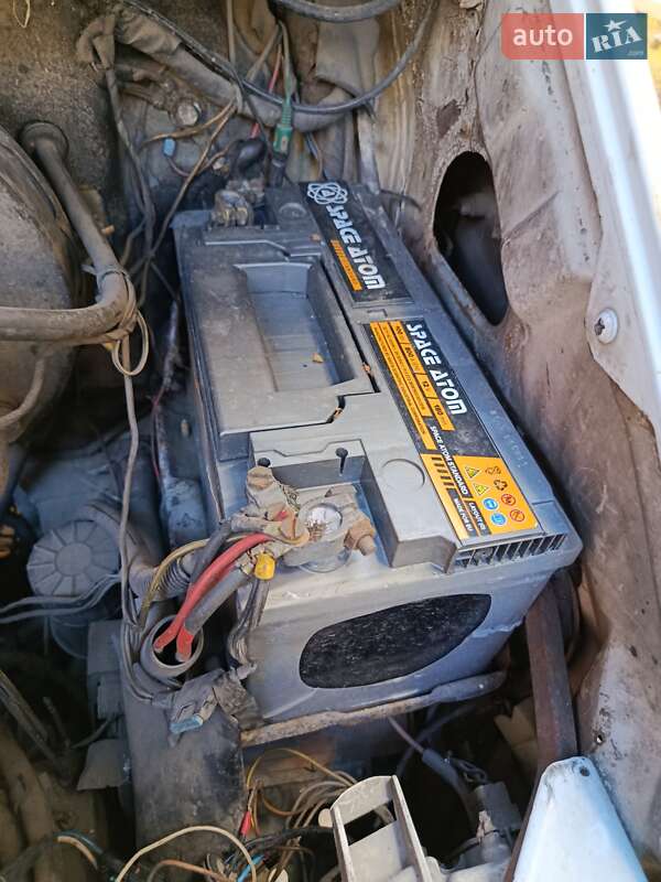 Вантажний фургон Mercedes-Benz Sprinter 1998 в Одесі фото 4 Вантажний фургон Mercedes-Benz Sprinter 1998 в Одесі