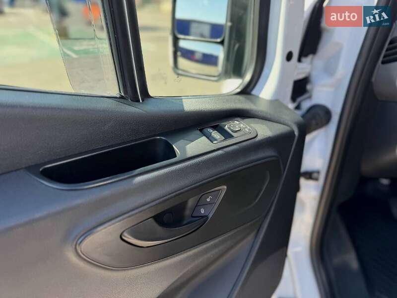 Микроавтобус Mercedes-Benz Sprinter 2018 в Калуше фото 24 Микроавтобус Mercedes-Benz Sprinter 2018 в Калуше