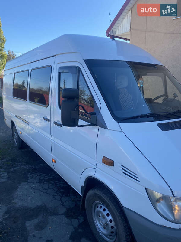 Грузопассажирский фургон Mercedes-Benz Sprinter 2003 в Тернополе фото 2 Грузопассажирский фургон Mercedes-Benz Sprinter 2003 в Тернополе