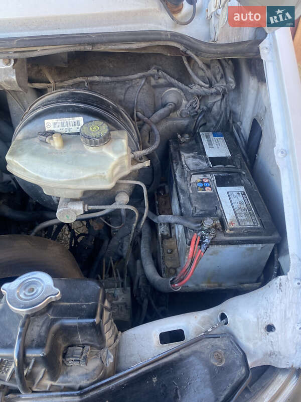 Грузопассажирский фургон Mercedes-Benz Sprinter 2003 в Тернополе фото 16 Грузопассажирский фургон Mercedes-Benz Sprinter 2003 в Тернополе