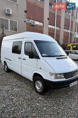 Грузовой фургон Mercedes-Benz Sprinter 1995 в Калуше