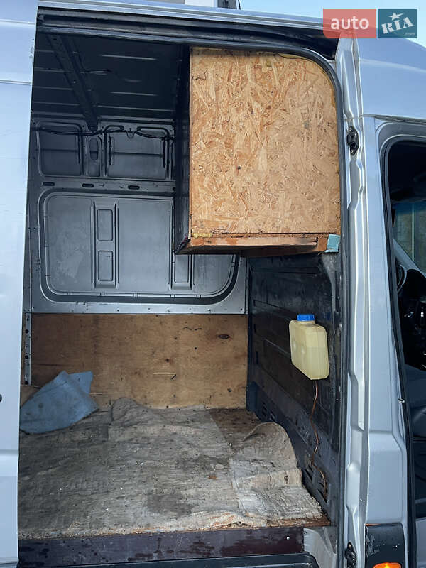 Грузовой фургон Mercedes-Benz Sprinter 2007 в Стрые