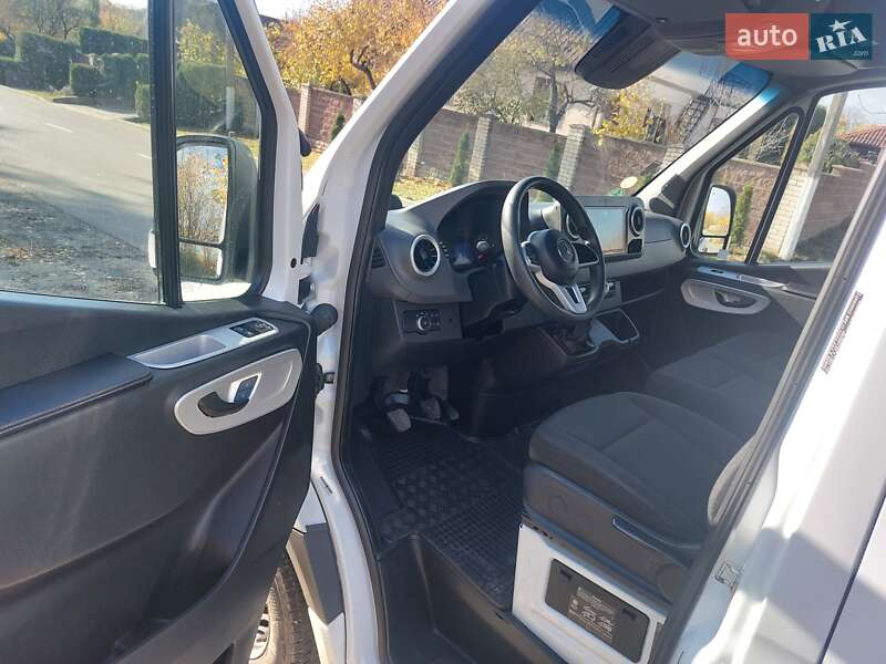 Вантажний фургон Mercedes-Benz Sprinter 2021 в Здолбуніві фото 8 Вантажний фургон Mercedes-Benz Sprinter 2021 в Здолбуніві