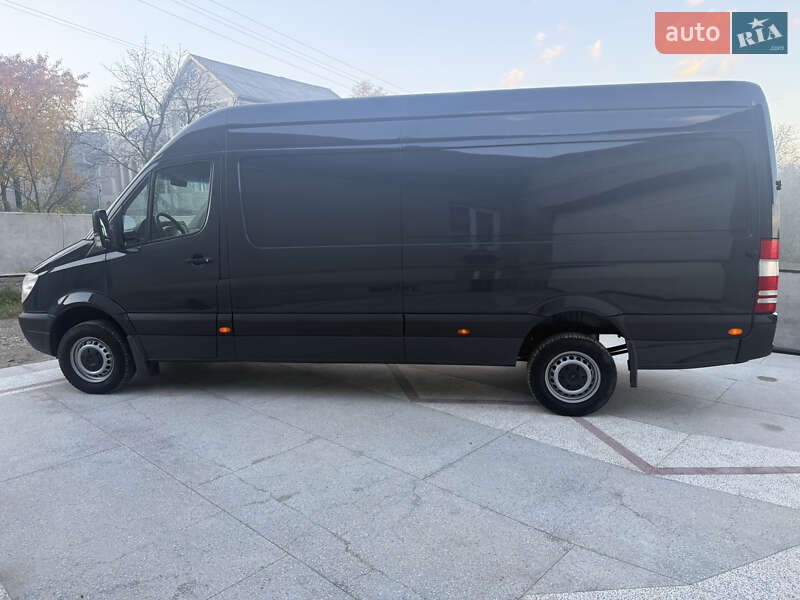 Вантажний фургон Mercedes-Benz Sprinter 2011 в Чернівцях фото 5 Вантажний фургон Mercedes-Benz Sprinter 2011 в Чернівцях