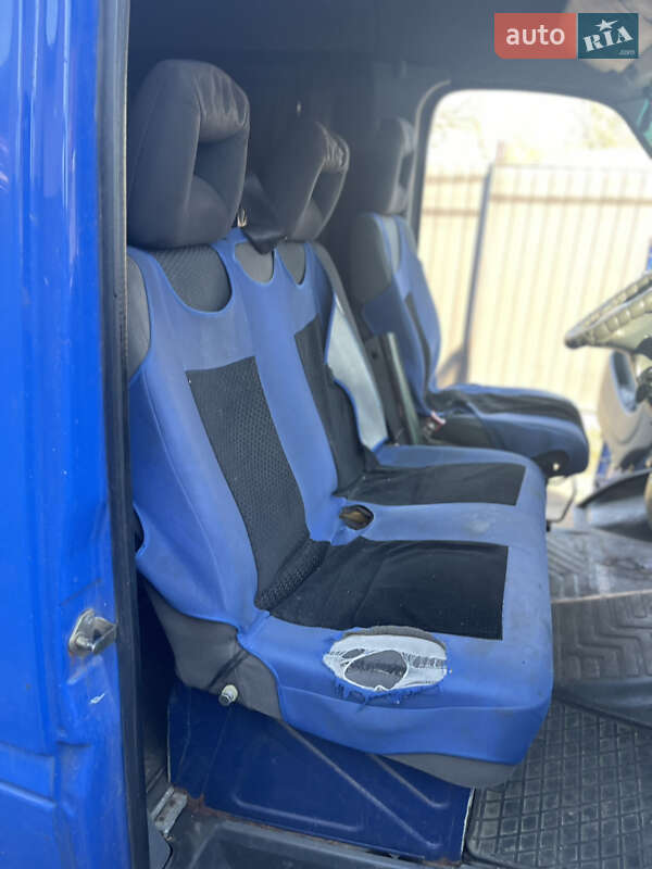 Грузопассажирский фургон Mercedes-Benz Sprinter 2005 в Киеве