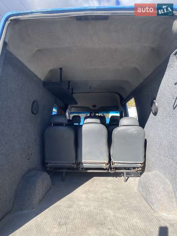 Грузопассажирский фургон Mercedes-Benz Sprinter 2004 в Могилев-Подольске