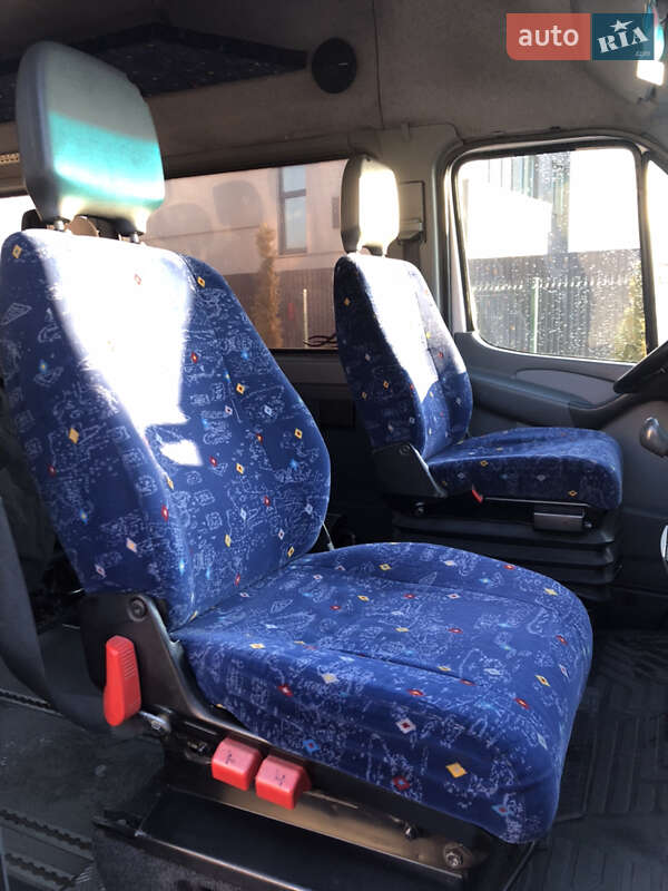 Мікроавтобус Mercedes-Benz Sprinter 2005 в Луцьку фото 9 Мікроавтобус Mercedes-Benz Sprinter 2005 в Луцьку