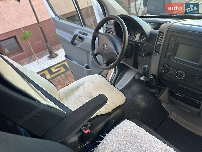 Вантажний фургон Mercedes-Benz Sprinter 2018 в Тячеві