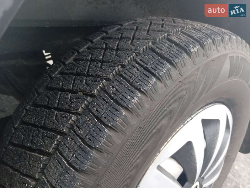 Пригородный автобус Mercedes-Benz Sprinter 2002 в Киеве