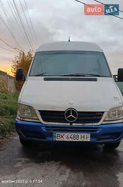 Вантажний фургон Mercedes-Benz Sprinter 2003 в Рівному Вантажний фургон Mercedes-Benz Sprinter 2003 в Рівному