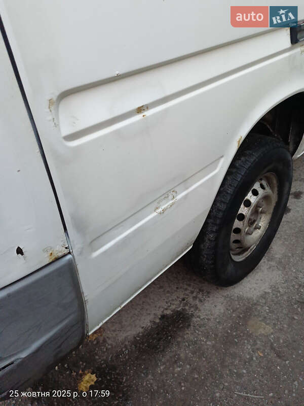 Вантажний фургон Mercedes-Benz Sprinter 2003 в Рівному фото 11 Вантажний фургон Mercedes-Benz Sprinter 2003 в Рівному