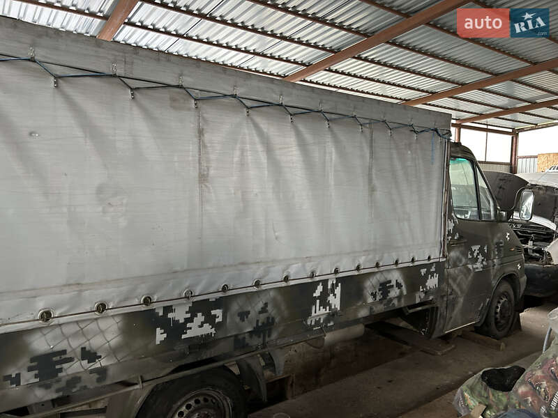 Тентований Mercedes-Benz Sprinter 2001 в Чернівцях