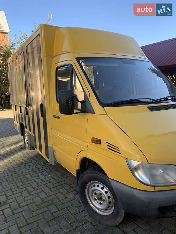 Mercedes-Benz Sprinter 2002