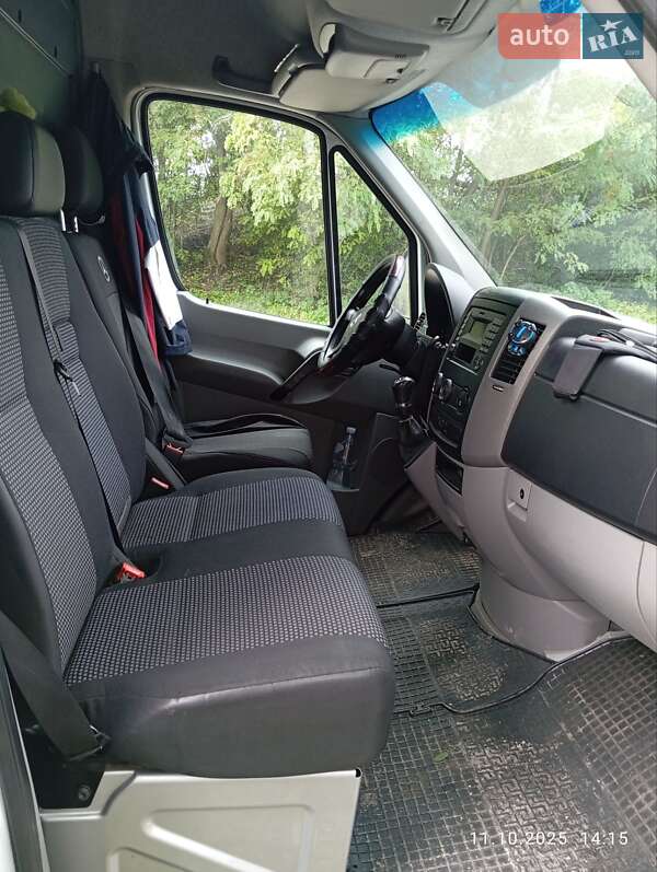 Вантажний фургон Mercedes-Benz Sprinter 2014 в Почаєві фото 5 Вантажний фургон Mercedes-Benz Sprinter 2014 в Почаєві