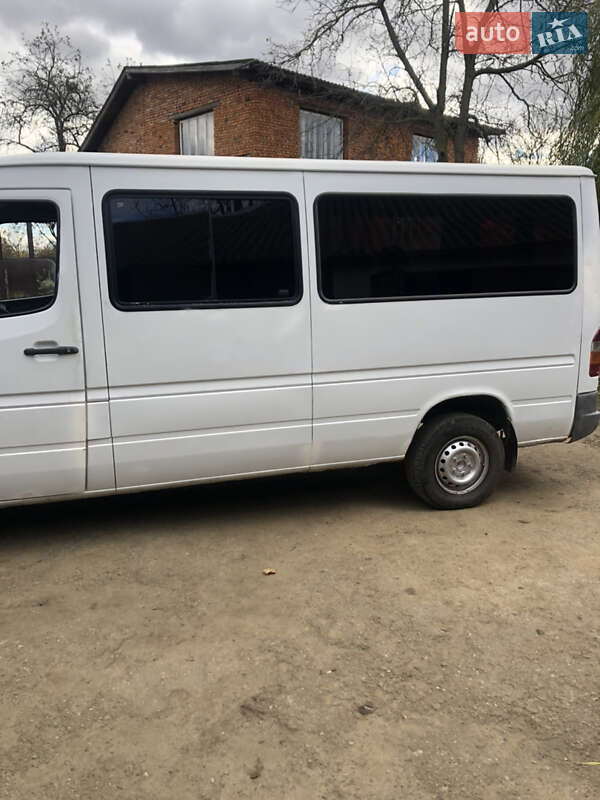 Мікроавтобус Mercedes-Benz Sprinter 2004 в Надвірній фото 5 Мікроавтобус Mercedes-Benz Sprinter 2004 в Надвірній