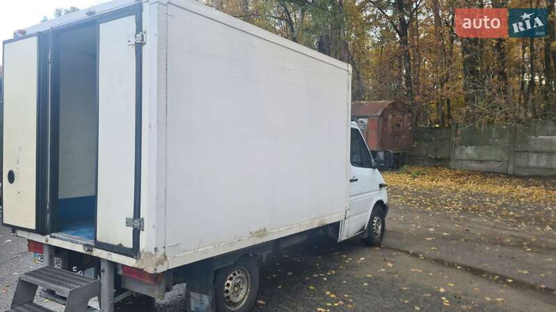 Рефрижератор Mercedes-Benz Sprinter 2003 в Киеве фото 5 Рефрижератор Mercedes-Benz Sprinter 2003 в Киеве