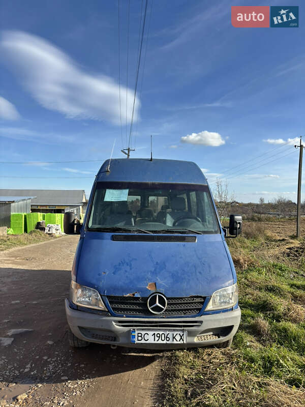 Мікроавтобус Mercedes-Benz Sprinter 2004 в Львові фото 2 Мікроавтобус Mercedes-Benz Sprinter 2004 в Львові