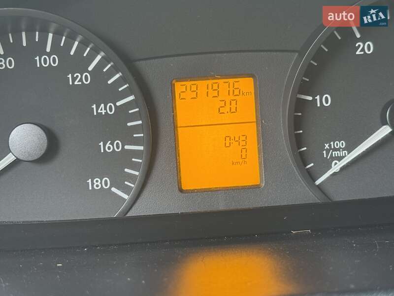 Грузовой фургон Mercedes-Benz Sprinter 2014 в Броварах