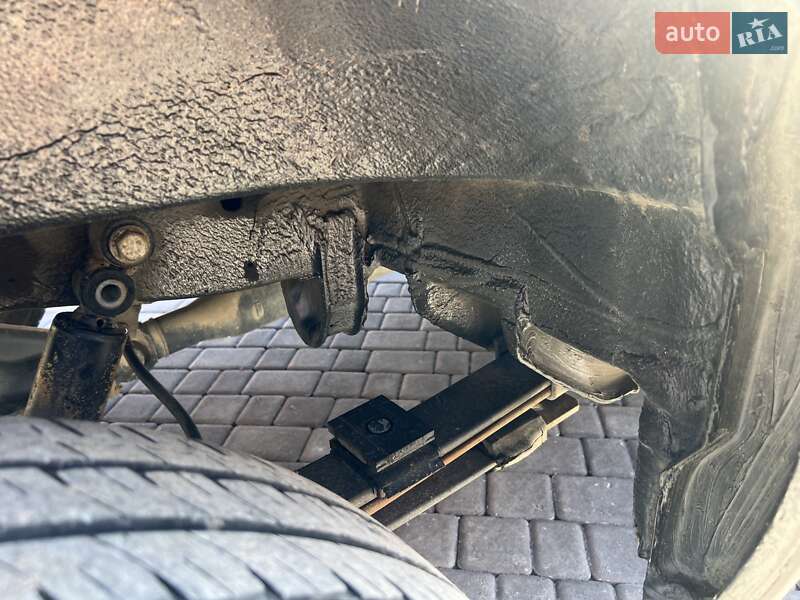 Вантажний фургон Mercedes-Benz Sprinter 2012 в Чернівцях