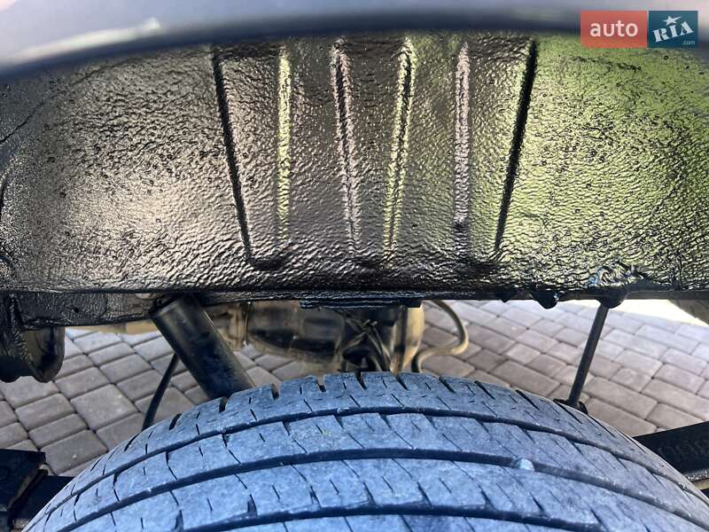 Вантажний фургон Mercedes-Benz Sprinter 2012 в Чернівцях