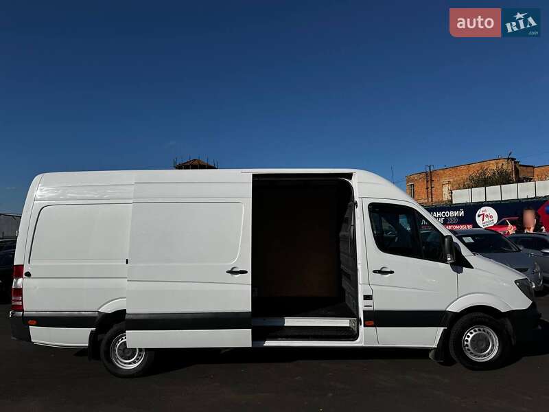 Вантажний фургон Mercedes-Benz Sprinter 2016 в Вінниці