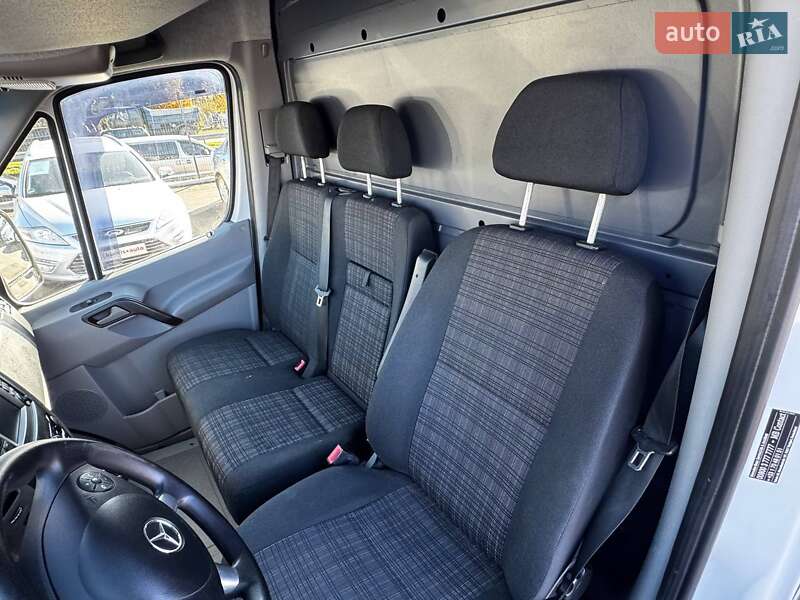 Вантажний фургон Mercedes-Benz Sprinter 2016 в Вінниці