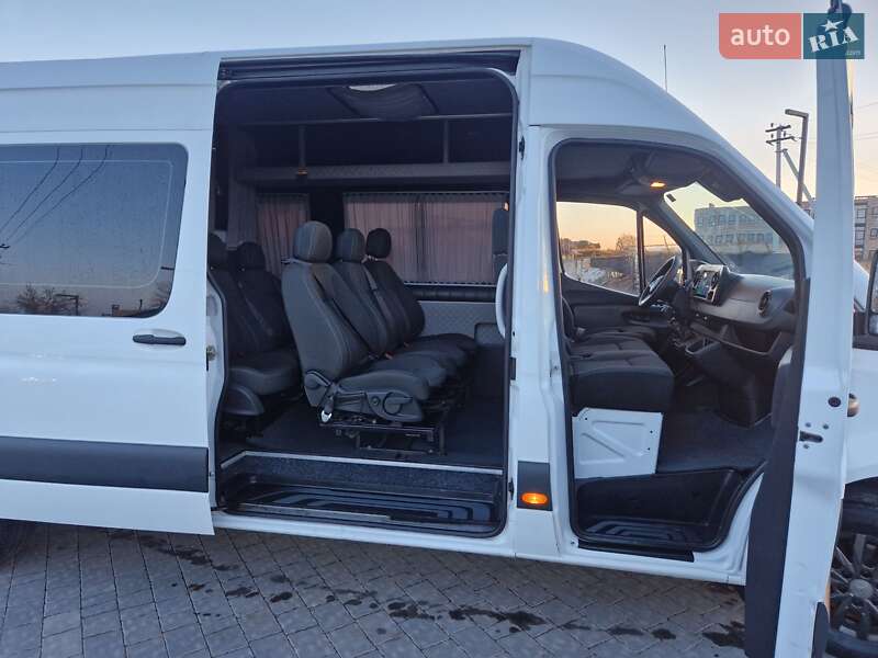 Грузопассажирский фургон Mercedes-Benz Sprinter 2018 в Ивано-Франковске