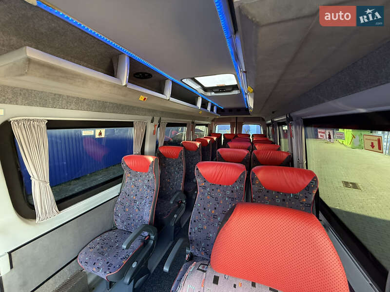 Туристичний / Міжміський автобус Mercedes-Benz Sprinter 2011 в Івано-Франківську