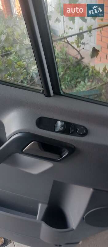 Вантажний фургон Mercedes-Benz Sprinter 2013 в Вінниці