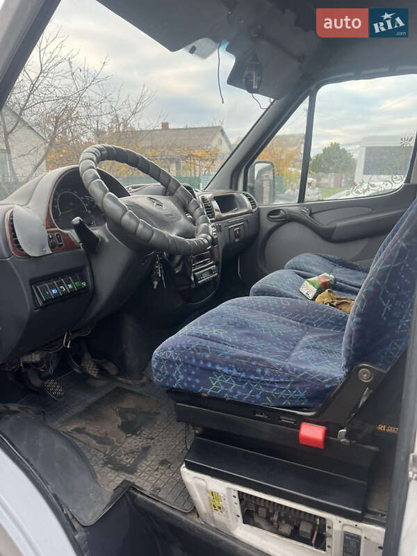 Туристический / Междугородний автобус Mercedes-Benz Sprinter 2000 в Кривом Роге фото 16 Туристический / Междугородний автобус Mercedes-Benz Sprinter 2000 в Кривом Роге
