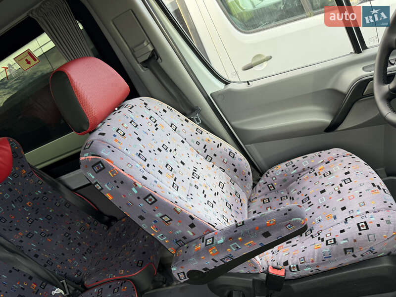 Туристичний / Міжміський автобус Mercedes-Benz Sprinter 2011 в Івано-Франківську