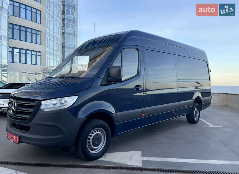Вантажний фургон Mercedes-Benz Sprinter 2021 в Одесі фото Вантажний фургон Mercedes-Benz Sprinter 2021 в Одесі