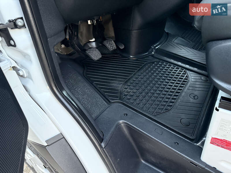 Вантажний фургон Mercedes-Benz Sprinter 2020 в Дубні фото 41 Вантажний фургон Mercedes-Benz Sprinter 2020 в Дубні