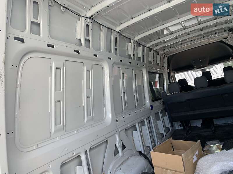 Грузовой фургон Mercedes-Benz Sprinter 2023 в Львове