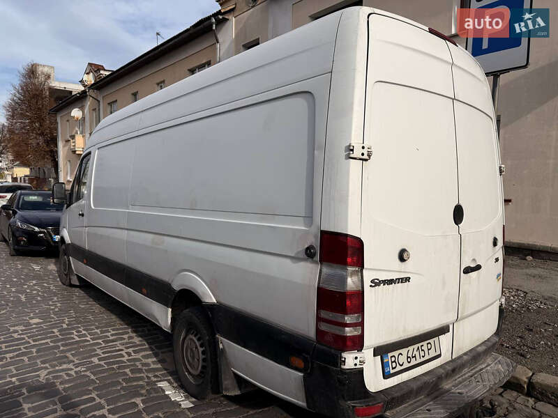 Грузовой фургон Mercedes-Benz Sprinter 2013 в Тернополе