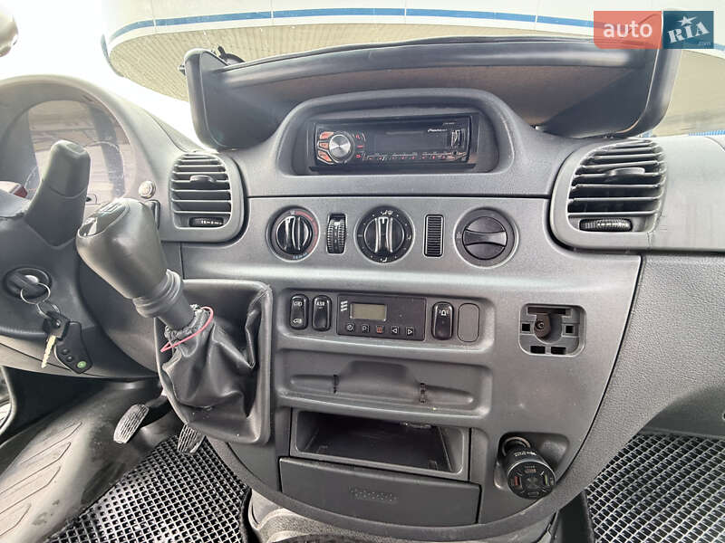Грузопассажирский фургон Mercedes-Benz Sprinter 2003 в Хмельницком фото 38 Грузопассажирский фургон Mercedes-Benz Sprinter 2003 в Хмельницком