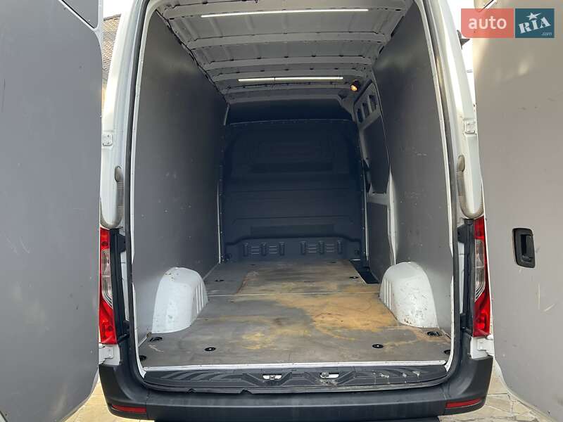 Грузовой фургон Mercedes-Benz Sprinter 2019 в Ровно