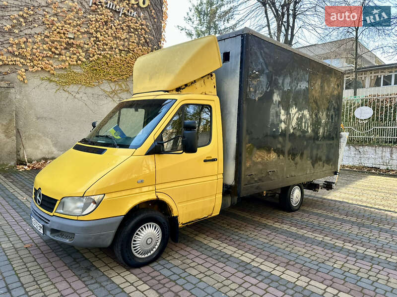Грузовой фургон Mercedes-Benz Sprinter 2006 в Черновцах