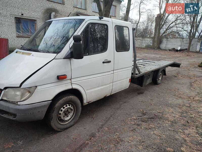Евакуатор Mercedes-Benz Sprinter 2004 в Чернігові