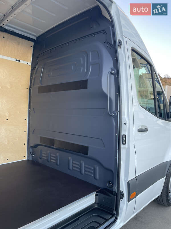 Грузовой фургон Mercedes-Benz Sprinter 2023 в Одессе