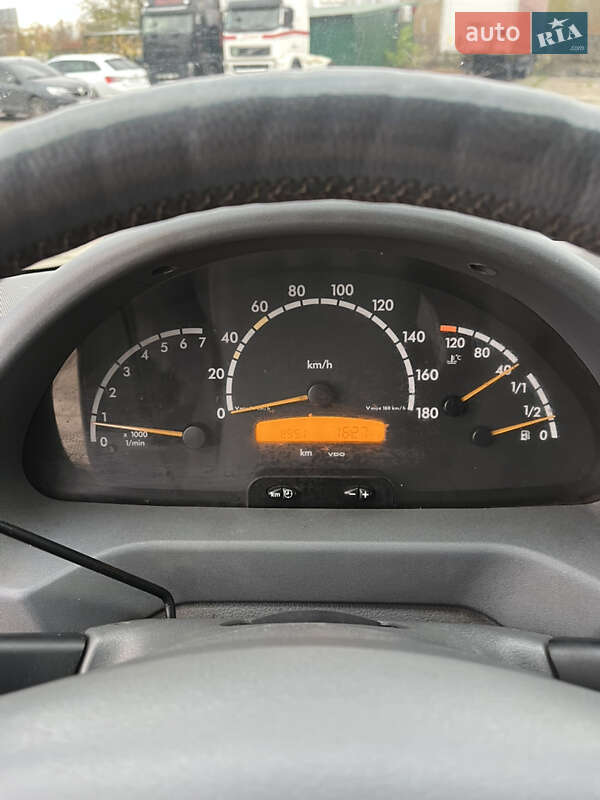 Мінівен Mercedes-Benz Sprinter 2005 в Нововолинську фото 32 Мінівен Mercedes-Benz Sprinter 2005 в Нововолинську