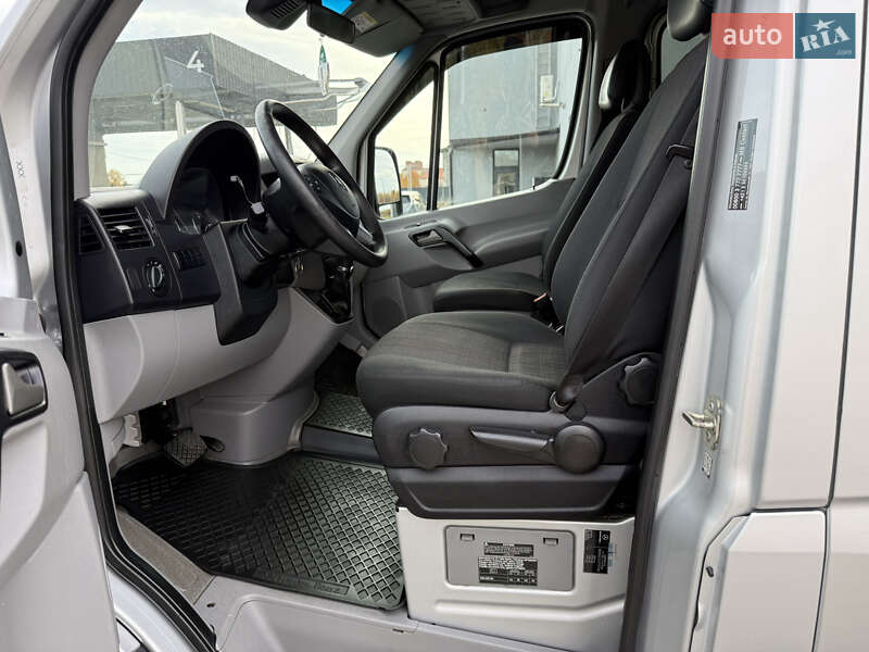 Микроавтобус Mercedes-Benz Sprinter 2016 в Виноградове фото 10 Микроавтобус Mercedes-Benz Sprinter 2016 в Виноградове