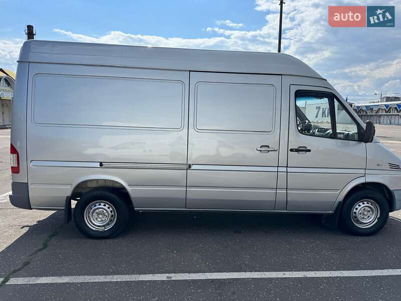 Вантажний фургон Mercedes-Benz Sprinter 2004 в Одесі фото 4 Вантажний фургон Mercedes-Benz Sprinter 2004 в Одесі