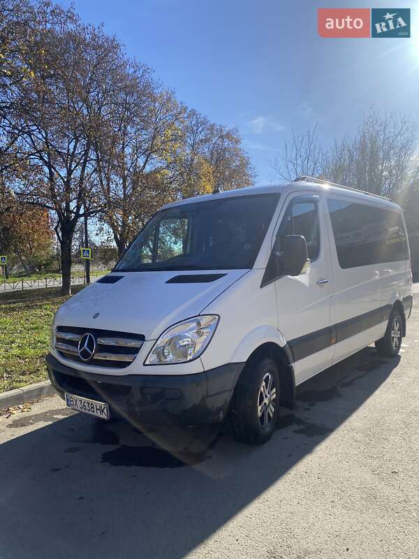 Mercedes-Benz Sprinter 2011